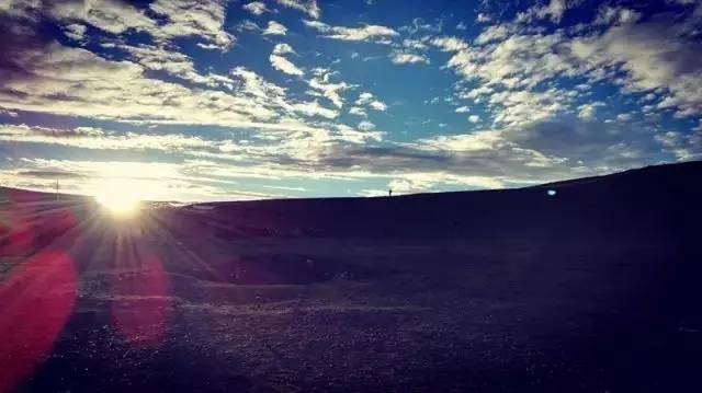 这片高天厚土之上，“那曲精神”蓬勃生长！