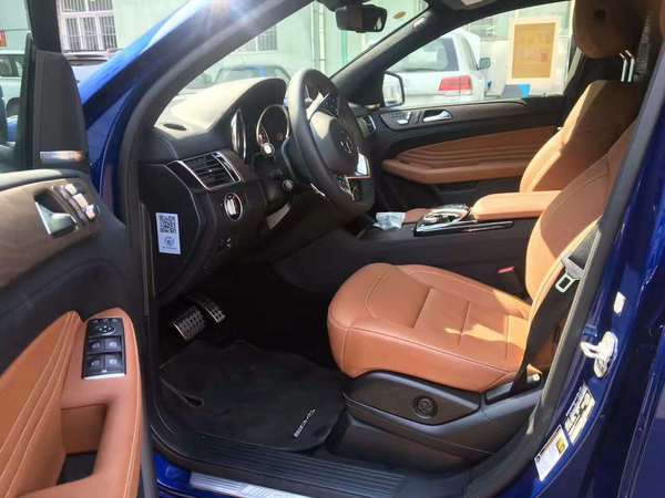 濂旈┌2019澧ㄧ増gle43coupeamg,17骞村椹癵le43amgcoupe