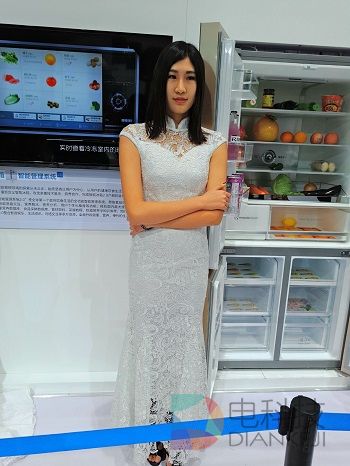 妹子多过车展所有AWE你想看的都在这里