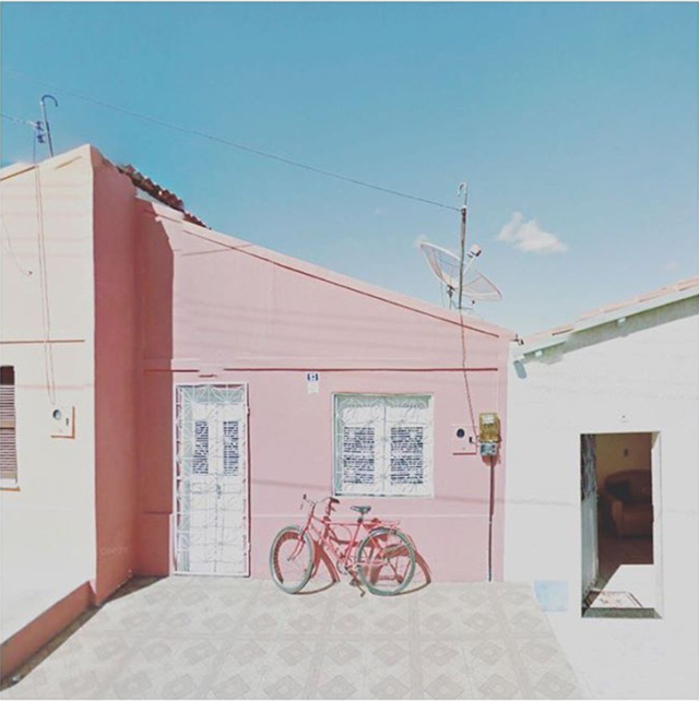 她宅在家里，却用27000张照片记录了与众不同的旅程