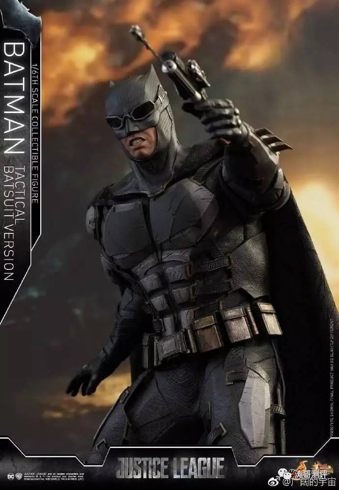 蝙蝠侠对正义联盟的战甲,蝙蝠侠重甲跟战甲