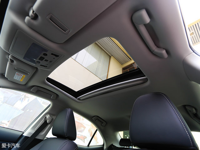 外观运动内饰科技感强雷克萨斯nx,新款雷克萨斯颜值爆表