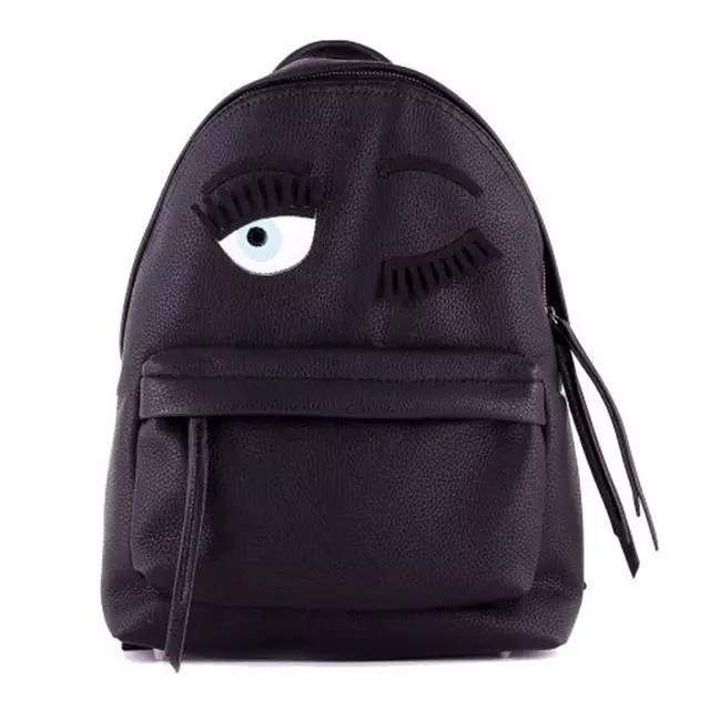 4款秋冬最in双肩包明星们都在背,今年最流行的一款双肩包