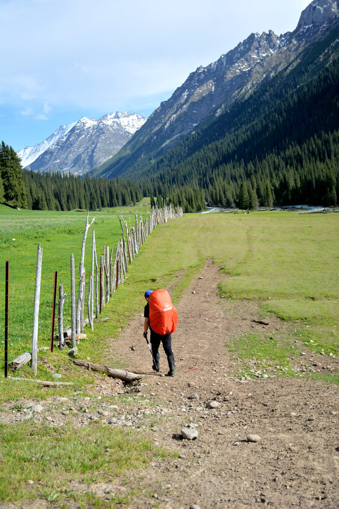 行者无疆-6月乌孙，漂洋过海为圣湖，翻山越岭因初心