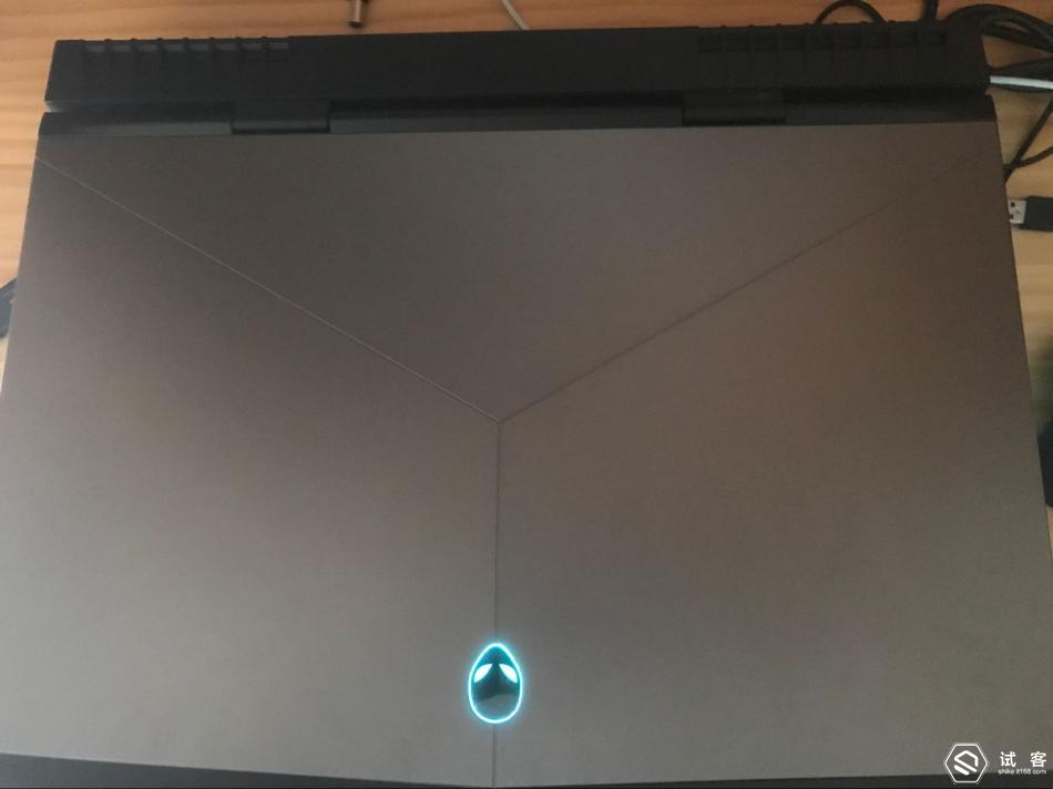 dell外星人最高端台式机,dell笔记本和外星人哪个更好