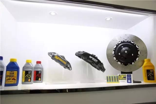 「资讯」驯服一辆车，首先要有一副好“鲍鱼”！