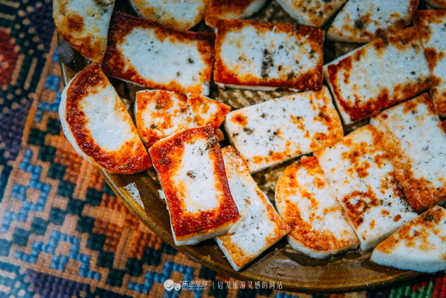 彝族人的人间烟火,彝族乡愁