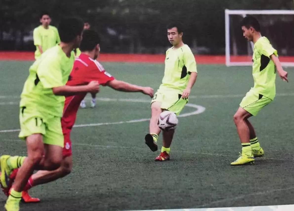 清华大学足球特长生读什么专业,踢足球上北大