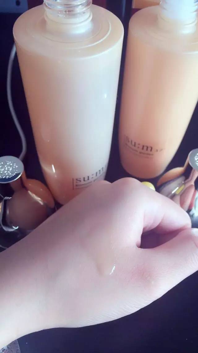 平价水乳和昂贵的区别,功效型贵妇水乳