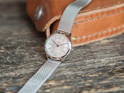 ck手表佩戴方法图解大全,CK手表怎么调日期