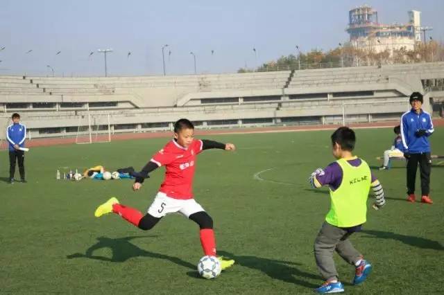 国家级校园足球特色学校,我市新增4所全国足球特色校园