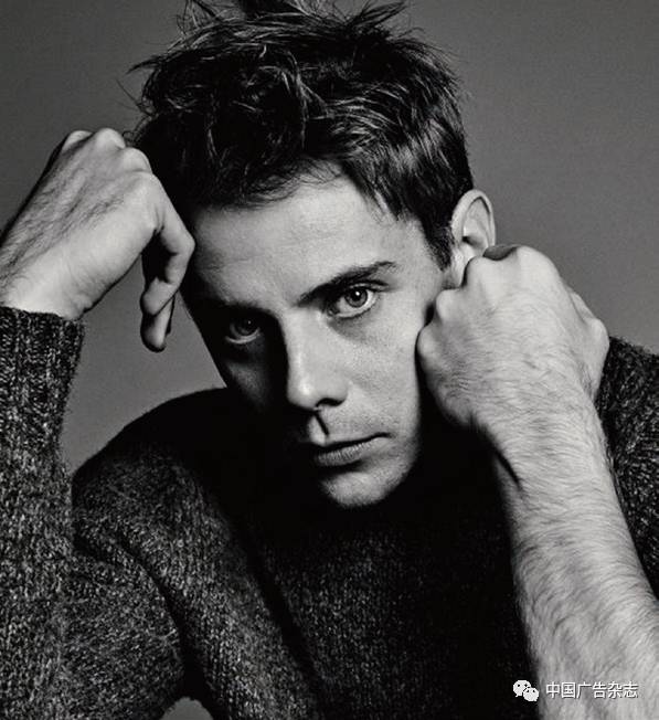 是什么让人如此着迷,是什么让人们如此热爱足球