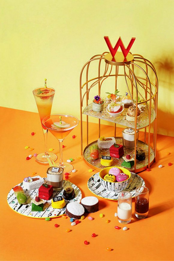 YSL高跟轮滑鞋、Aēsop芥末味牙膏、美的无烟自动炒菜机,它们也许都能买到,但天猫奢侈品频道你可能看都看不到