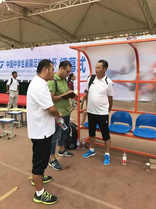 这个暑假，七中在绿茵场上没闲着！