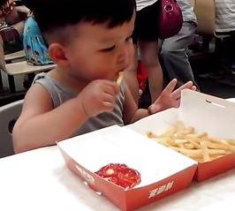 性早熟｜一位妈妈反省女儿性早熟的饮食！