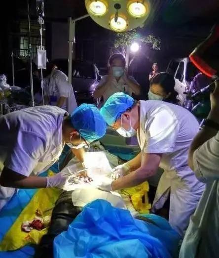 九寨沟2017地震视频英文,九寨沟地震英文报道