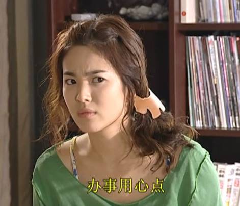 宋慧乔韩智恩 (宋慧乔韩智恩照片)