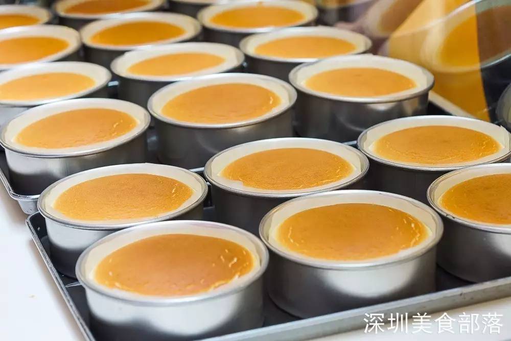 史上最邪恶的芝士包轰炸福田CBD,5层流心,还买一送一!