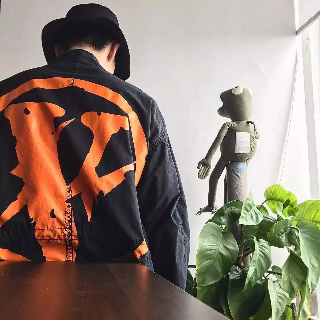 橙色大V+小闪电保你炸街没商量｜型不型