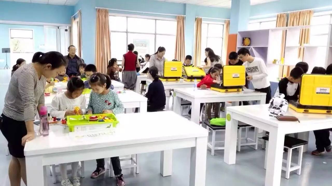 青年之家共青团一号门店,共青团青年之家