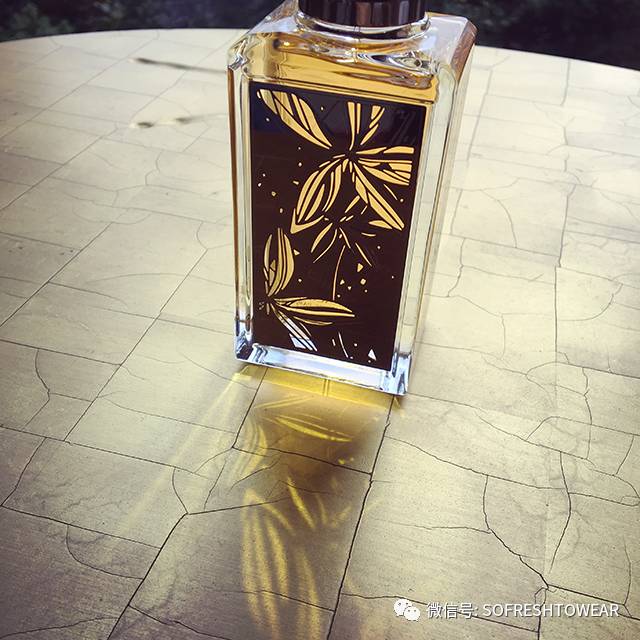 哪种香水喷完了还值得收藏,有的香水喷了以后自己闻得到