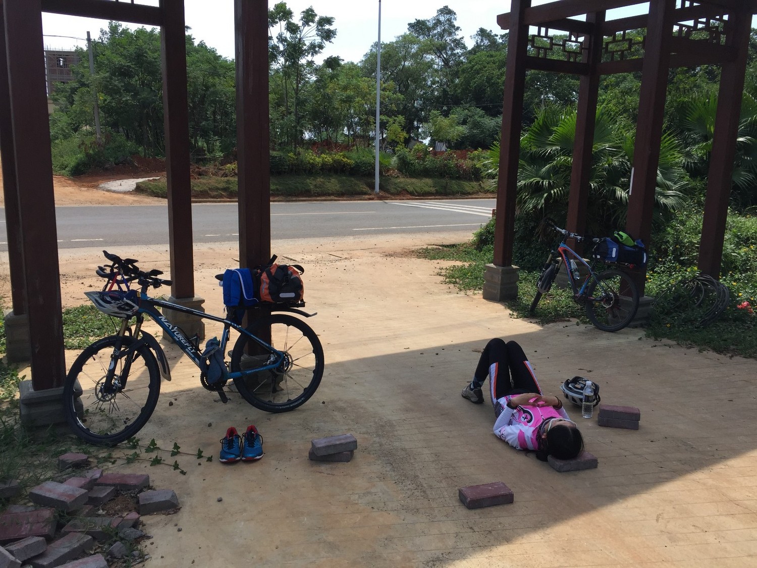 单车骑行环海南岛攻略,环海南岛骑行一圈花费