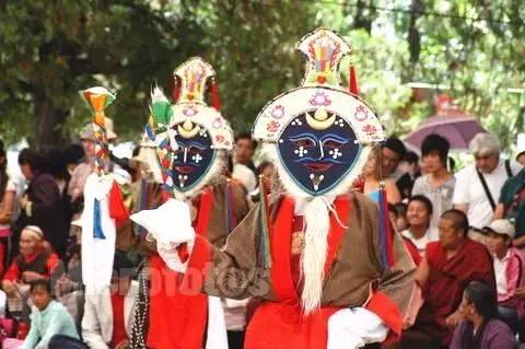 雪顿节藏戏开放时间,2023雪顿节罗布林卡藏戏表演