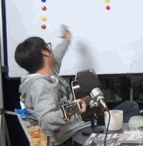 刚买switch建议买什么游戏,新买的switch有送游戏吗