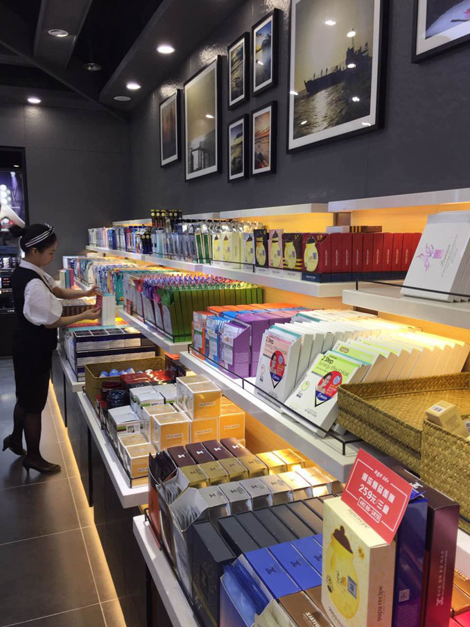 西安化妆品店排名前十名,西安哪家的美妆店好