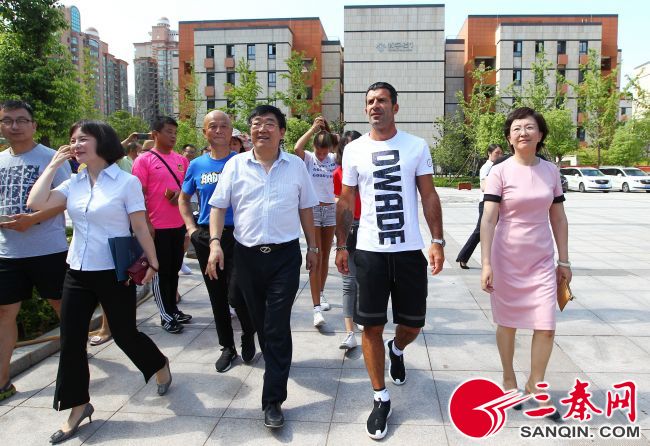 菲戈来西安比赛,世界足球先生来武汉