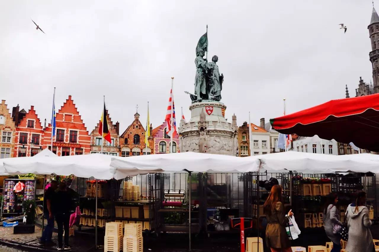 坐火车游欧洲视频,坐着火车游英国