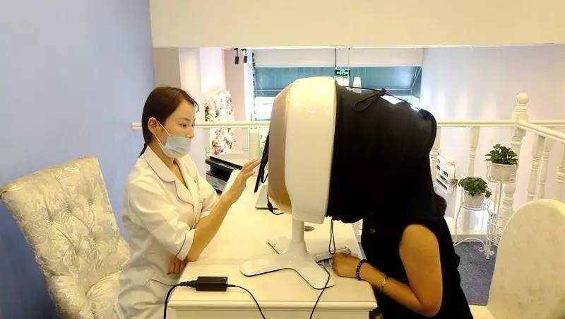 高圆圆用的美容仪,高圆圆探店