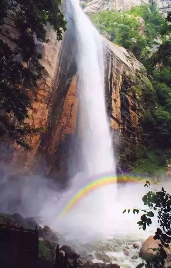 黄果树瀑布深度游一下,除了黄果树瀑布还有什么瀑布好看