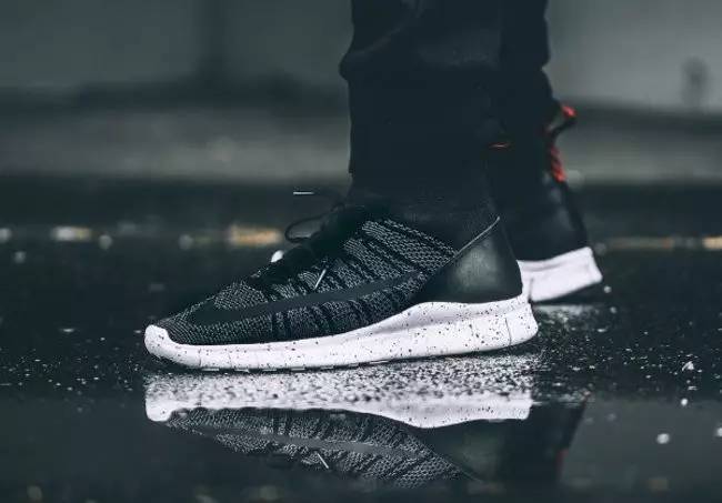 想装逼?你还缺一件足球服