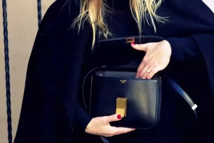 为什么女人都想拥有celinebox,为什么每个女人都拥有一个钻戒