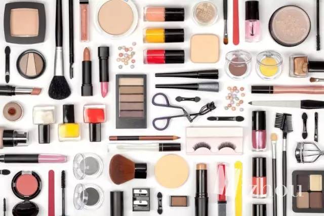 化妆新手怎么买化妆品呢女生,新手入门化妆彩妆套餐