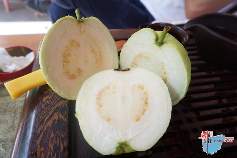 农村小伙利用互联网卖沙糖桔,农村小伙网上卖农产品年入百万