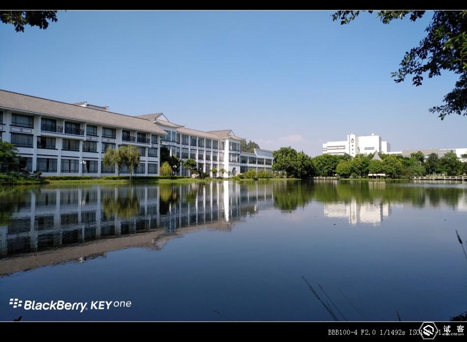 黑莓keyone滑盖,黑莓keyone测评王自如