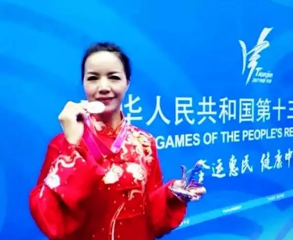 赞亚运会体育健儿表现,祝贺运动健儿勇夺金牌