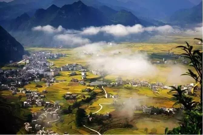 广西山清水秀风景视频,广西山清水秀的县