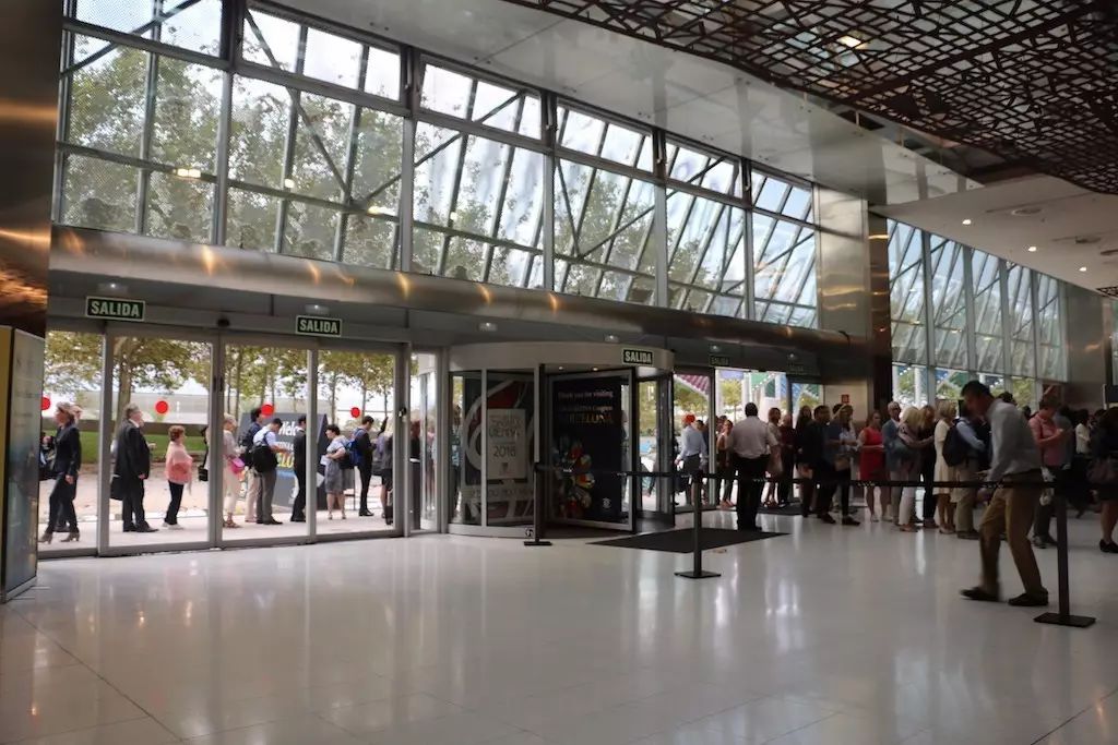 Euclid近视矫正技术,国外流行的预防近视