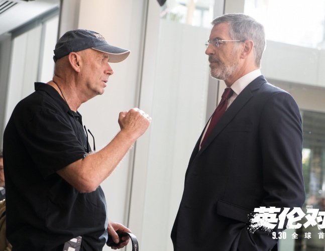 英伦对决首映礼成龙与粉丝互动,英伦对决成龙全部视频