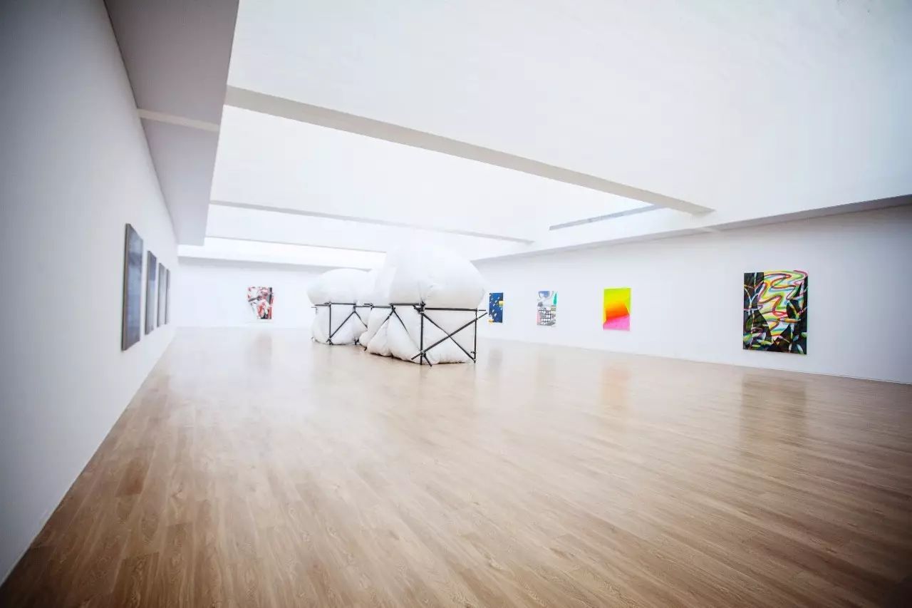 凤凰艺术展评视频,凤凰艺术年展评论