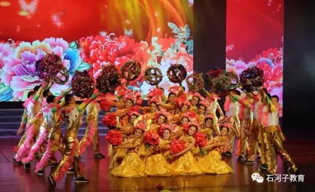 石河子优秀教师、优秀教育工作者等名单公布！