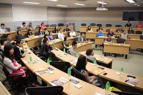 江西师范一个月生活费,江西大一生活费多少钱