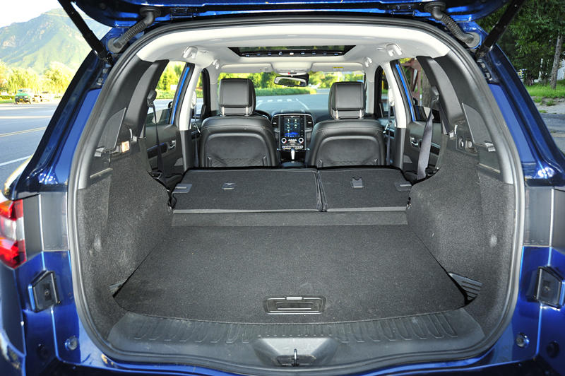 探界者对比科雷傲,科雷傲120周年限量款和探界者