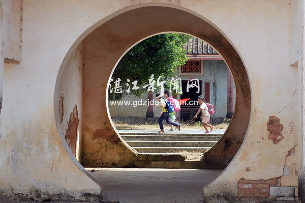 文明新风吹遍城乡,文明润民心新风扑面来