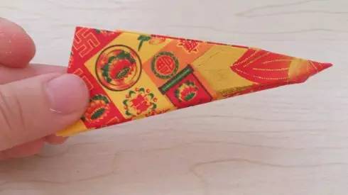 黄纸手工折纸菠萝元宝,中秋节元宝折纸的教程简单又漂亮