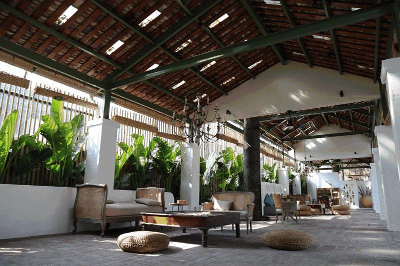 70后文艺大叔跑到这个“会吃福建人”的城市，用花砖、雪茄和伏特加，把废弃的修船厂变成最会撩妹的床