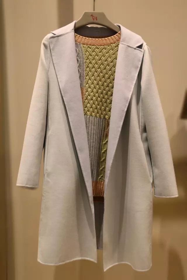 100元帮你搞定一套秋装,花一件衣服的钱穿两件衣服